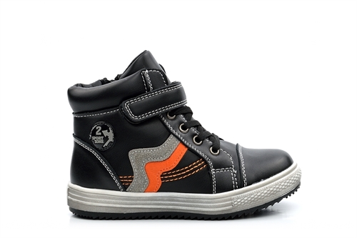 Boys High Tops With Fur Lining Black