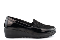 Boulevard Womens Twin Gusset Slip On Lightweight Diamante Casual Shoes Black Patent