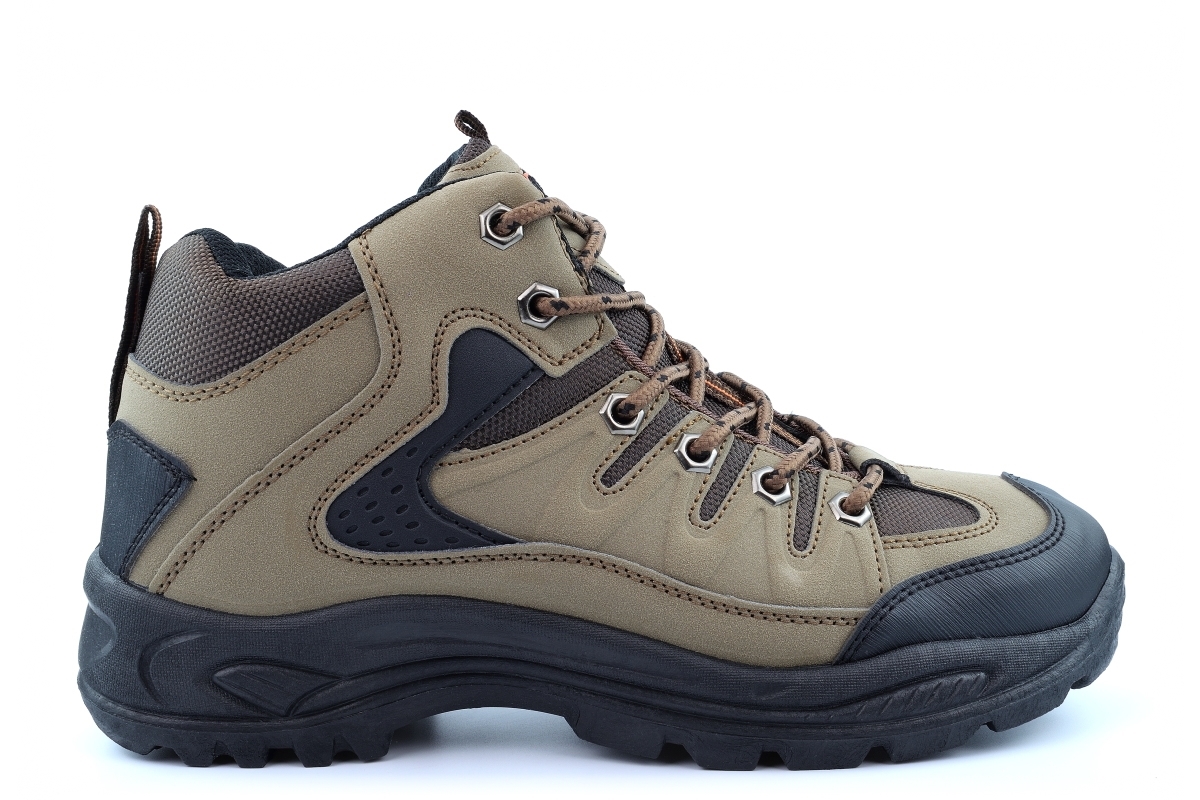 mens walking boots ireland